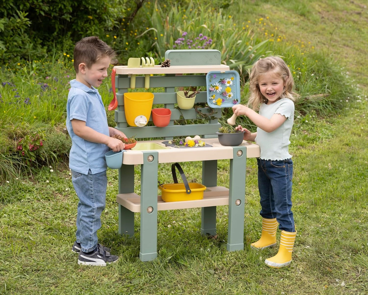 Matschküche für Kinder mit 11 Zubehörteilen